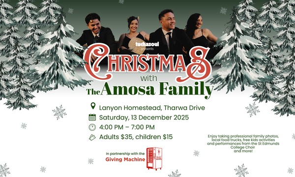 Christmas with The Amosa Family at Lanyon Homestead